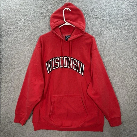 Vintage Wisconsin Badgers Sweatshirt Adult XL Red Hoodie Reverse Weave 90s Y2K - Picture 1 of 9